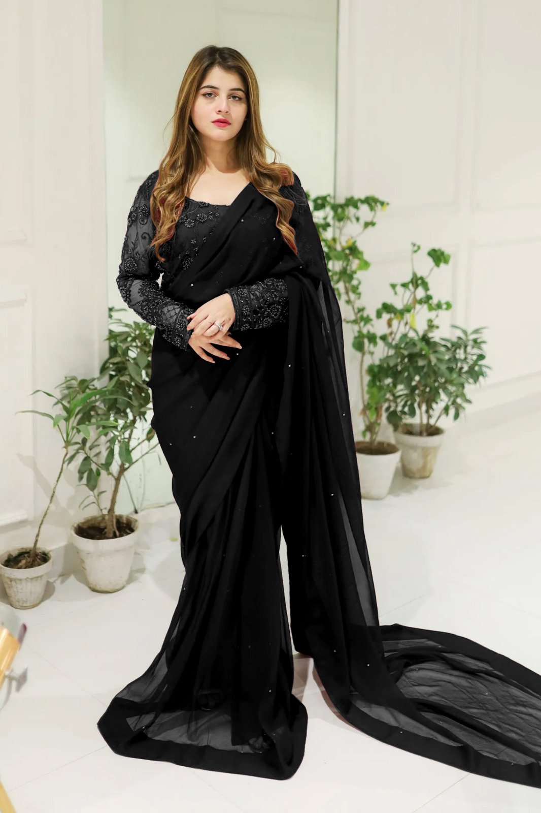 WhatsApp-Image-2025-12-07-at-9.22.08-AM-1-1.jpeg Ready To Wear Stitch Saree - Image 1