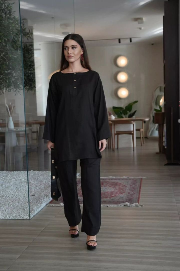 WhatsApp-Image-2025-12-07-at-9.24.18-AM-2.jpeg Black solid cord-set trouser pocket. Branded stitching full suit over lock - Image 1